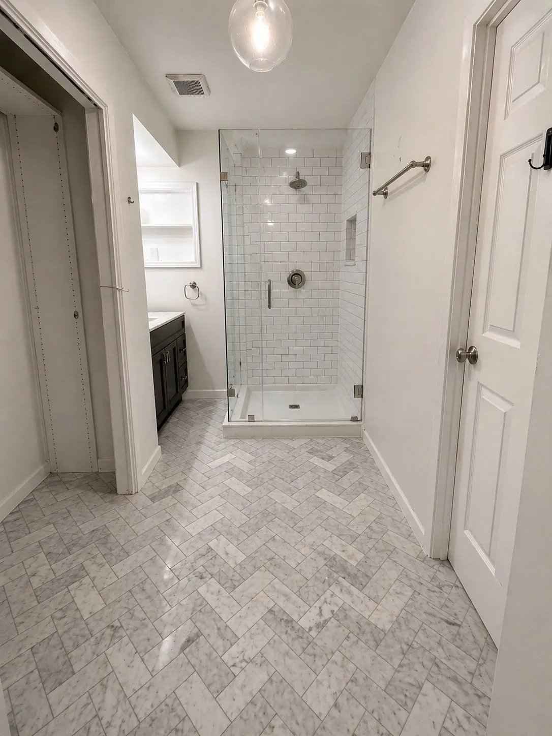 Bathroom before the renovation